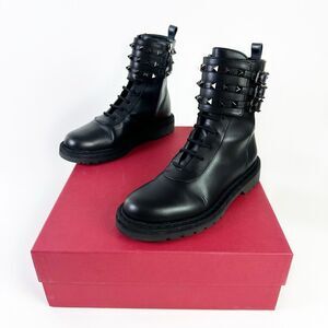 VALENTINO Black Leather Rockstud Combat Boot 38 Lace Up Biker Moto Lug Sole 20mm